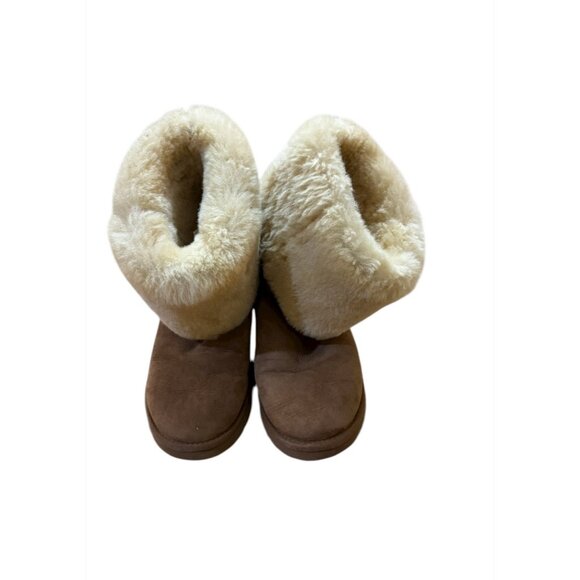 UGG boots size 7 very good condition - Picture 1 of 5